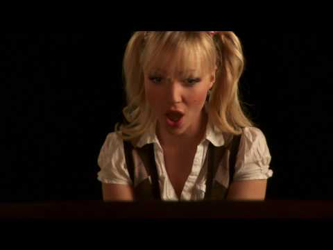 Plork & de Aannemers - Jij daar in de radio (officiële videoclip)