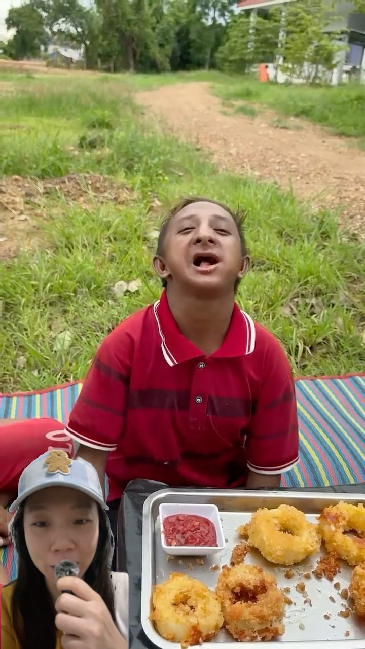 ADEK PINTAR BISA MAKAN SENDIRI #shorts