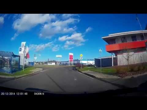 Prestigio Roadrunner 545 GPS Dashcam Test (Day)