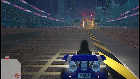 Super Tux Kart Football - Linux Games