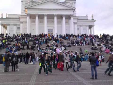 Сенатская площадь Хельсинки в канун Первомая