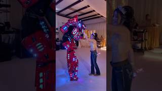 Sherlyne #ledlight #ledrobots #led #robots #party #quinceañera #dance