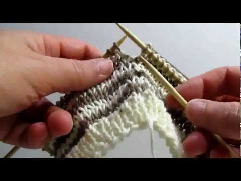 Really Clear: Creating a "Jogless Jog" when Knitting Stripes in the Round (cc)