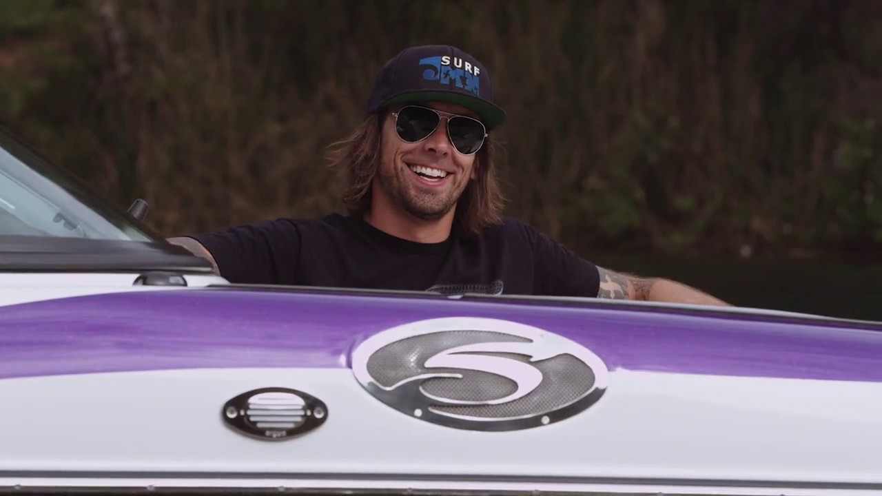 2015 Supreme S226 World Class Towboat