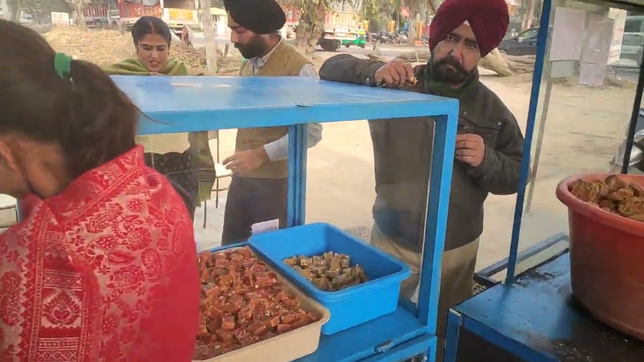 SARDAR JI GUR (FAMOUS FOR ITS DIFFERENT VARIETIES OF GUR (Jaggery) and Shakar), PATIALA (PUNJAB) 🥰🥰🙂
