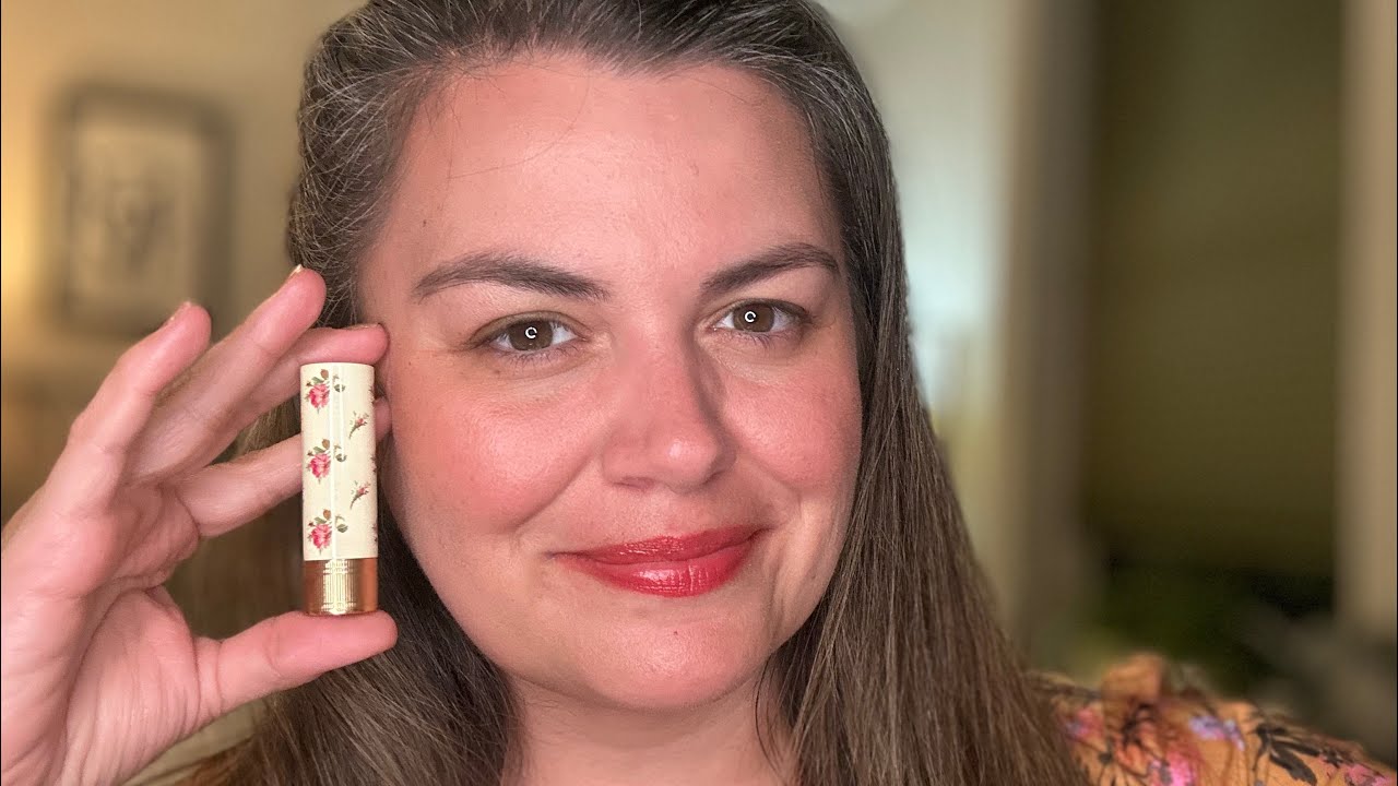 My Week in Makeup #42: I’m back! Great travel makeup & lip product round-up and declutter 💄