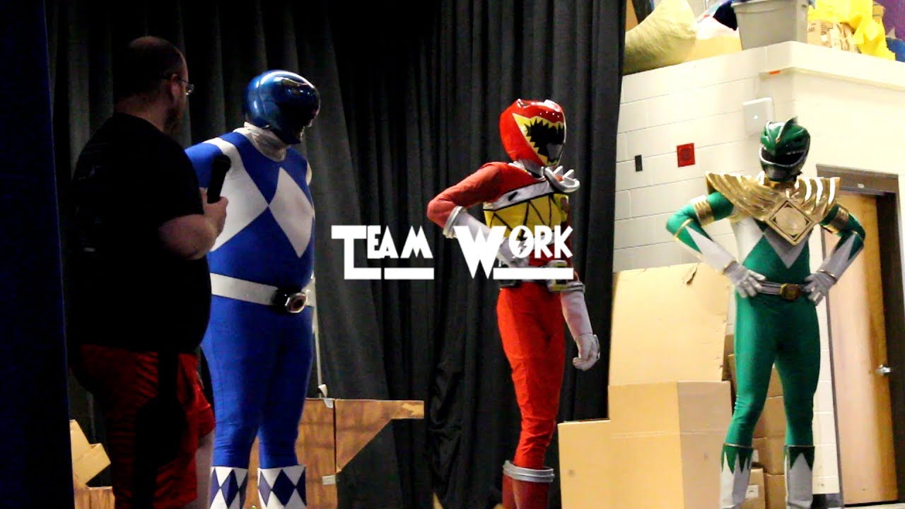 POWER RANGERS Visit School - YouTube