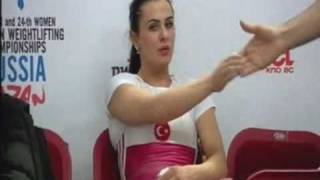 Weightlifting.european Championships 2011.48 Kg..nurcan Taylan & Genny Pagliaro.mpg