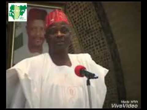 Kwankwaso Addressing Supporters After Dumping APC for PDP