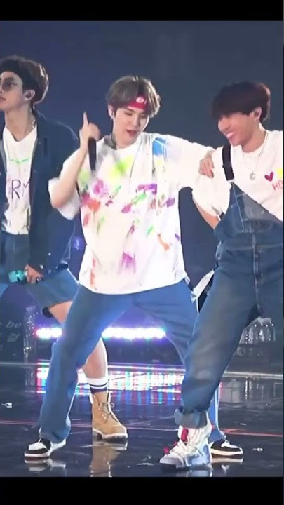 BTS Suga look cute during performance Boy with Luv.