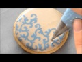 How To Pipe Filigree Using The Royal Icing Wet on Wet Technique