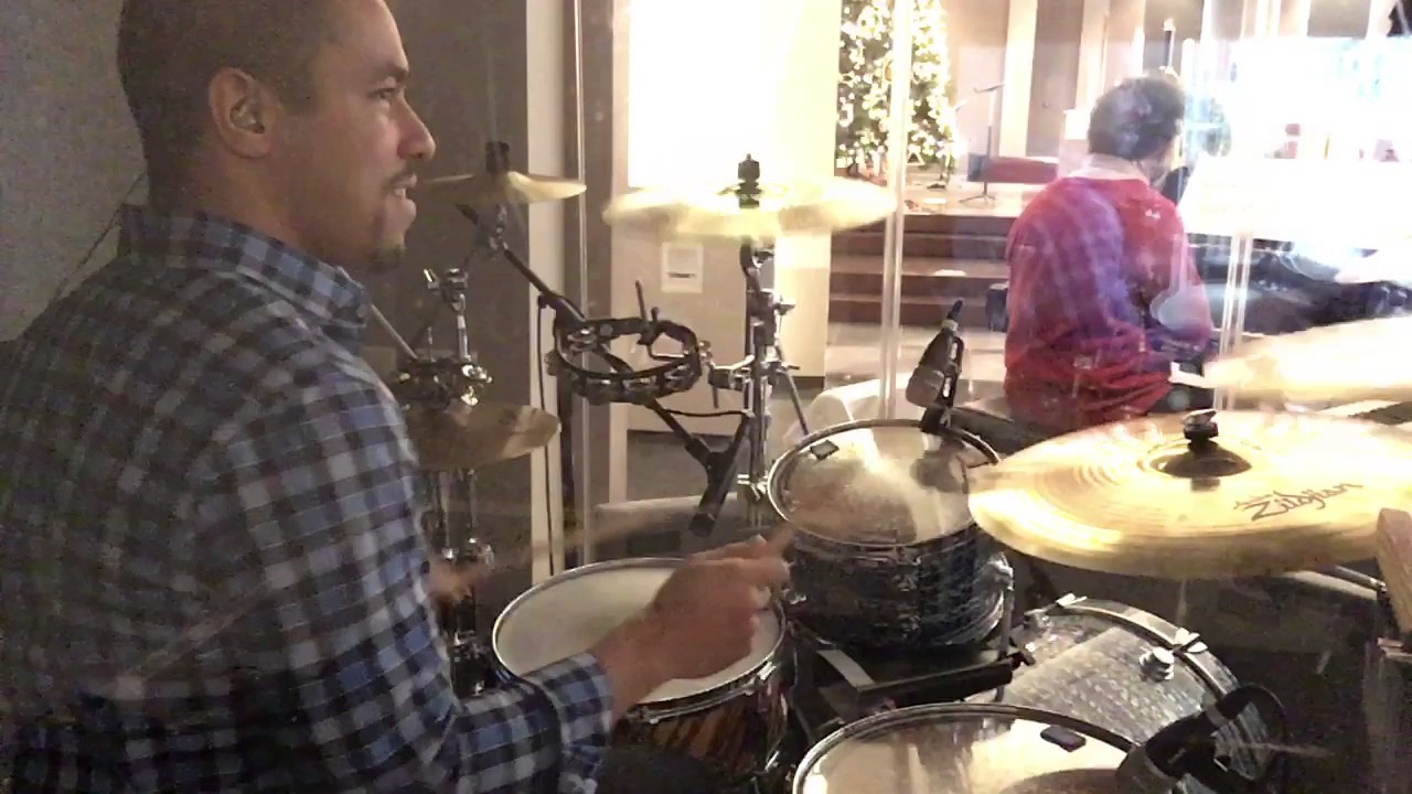 Christmas Offering (Cover) - Paul Baloche - YouTube