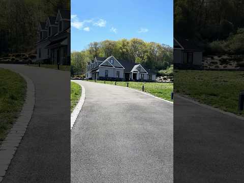 99 Mesa Drive, Bethany, CT home video tour