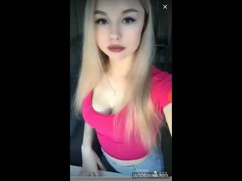 Periscope Sexy rus kızı frikik veriyor dans ediyor part 2 (fazlası için kanala göz atın)