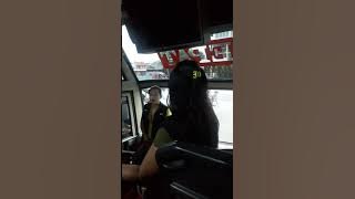 suara emas pengamen bus eka sby-yga.