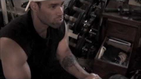 LevroneReport.com • The Finger Man, Pt. 2 : Raw food•