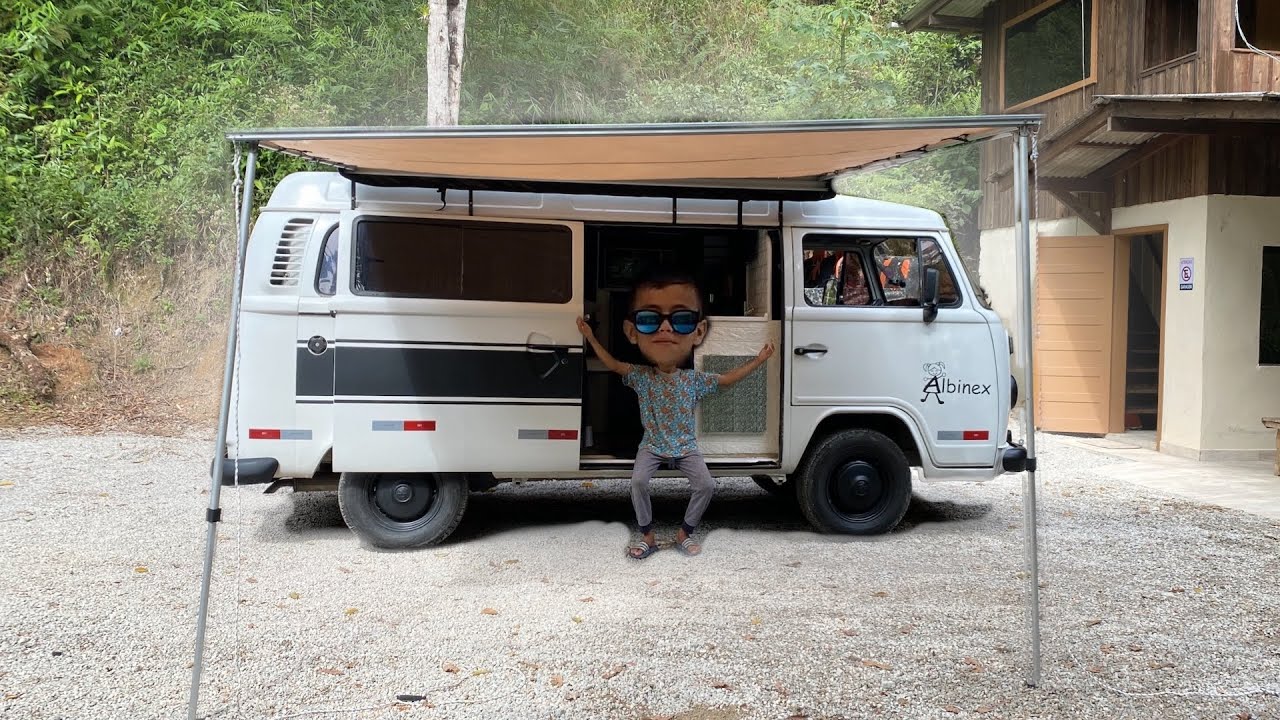 COMPREI UMA KOMBI MOTORHOME.