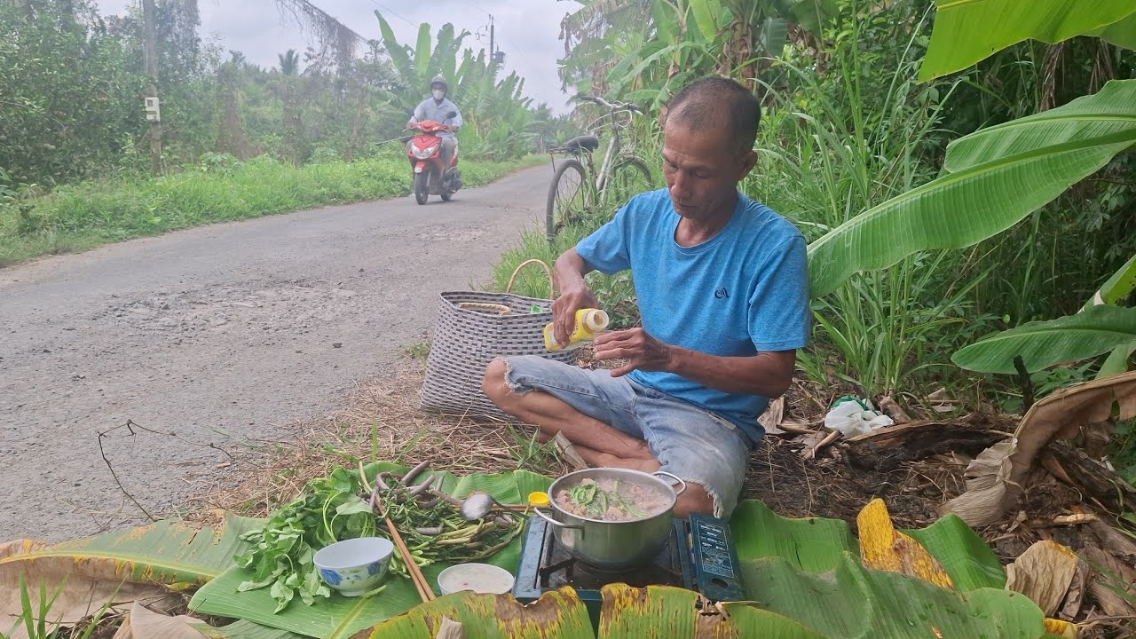 (LÒNG LỢN LUỘC)