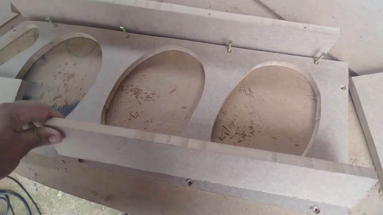 FAZENDO MEIO FORRO DE PORTA DO CHEVETTE - CAIQUEBAUDIO PARTS