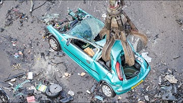 Insane Metal Recycling Power! Sennebogen 835E Machine Loads Cars into Lindemann EtaRip Pre-Shredder