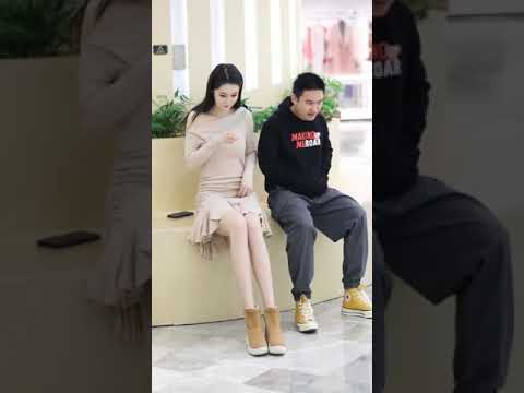 抖音美女合集_如果一个女人喜欢你，三杯酒就倒在你怀里，如果她不喜欢你，你就会知道什么叫做青岛不倒她不倒，雪花不飘她