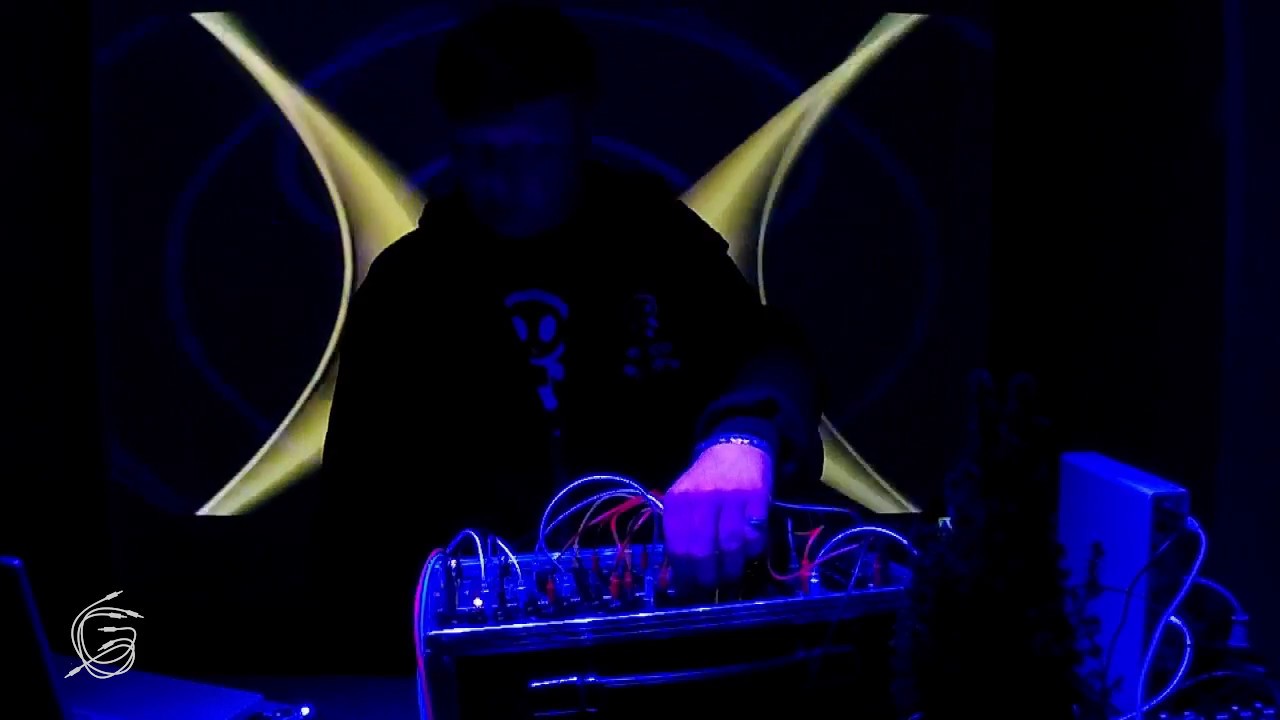 Echochorus // Live @ Erica Synths Garage take 2