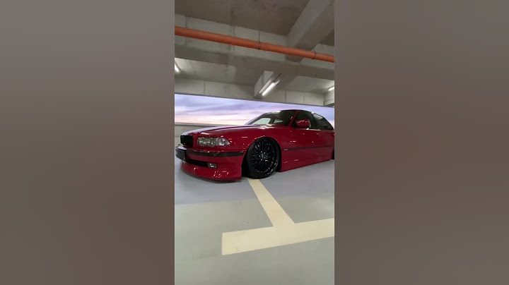 E38 7 series at the ‘22 Dstr1ct event Romania🤩 #bmw #e38 #classiccars #shorts #reels #video #edit