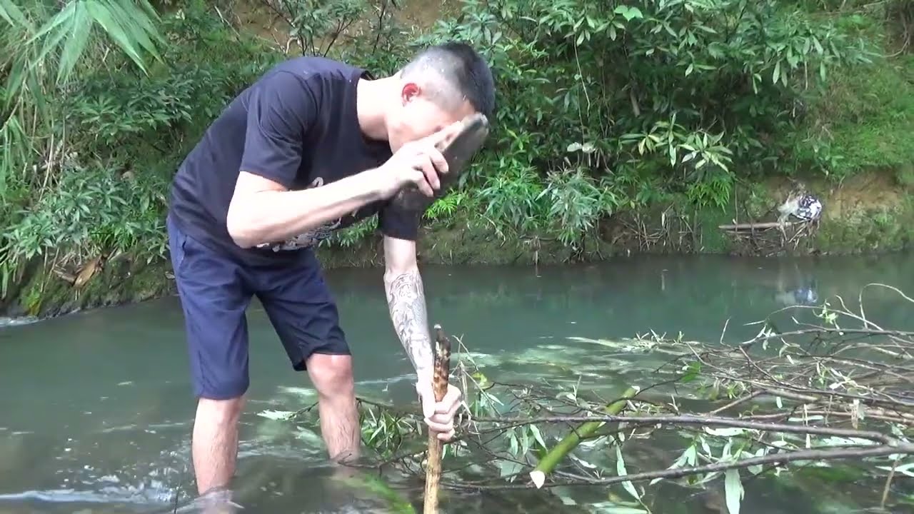 Full videos Wild fishing skills, Survival fishing, best fishing