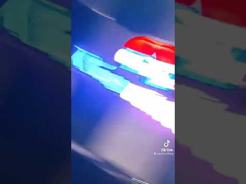 تعالى شوف في ايه يا صديق