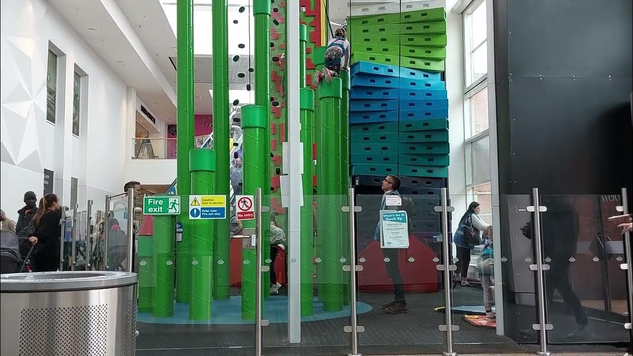 short-video-of-the-activity-play-area-for-kids-inside-meadowhall