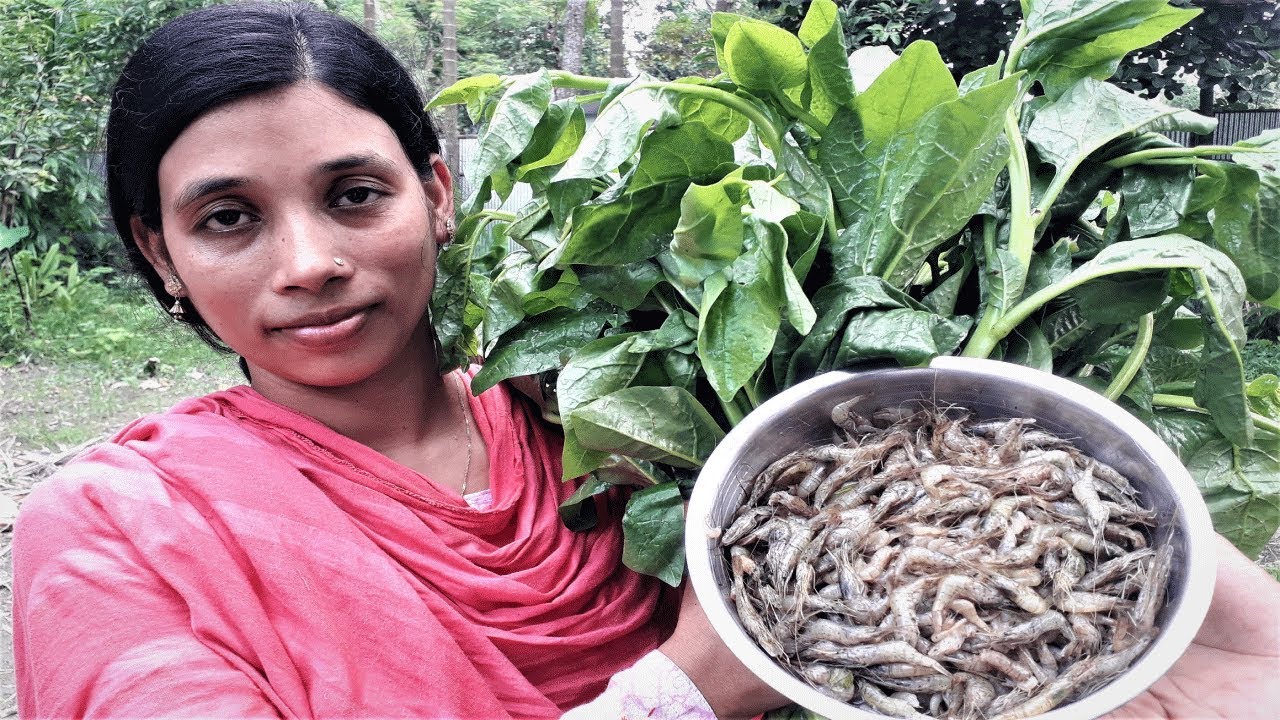 Pui Shak and Chingri Bora Recipe | Basella Leaf & Prawn Fish Pakora Cooking By Street Village Food