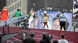 Glee Ladies Filming in NYC Times Square