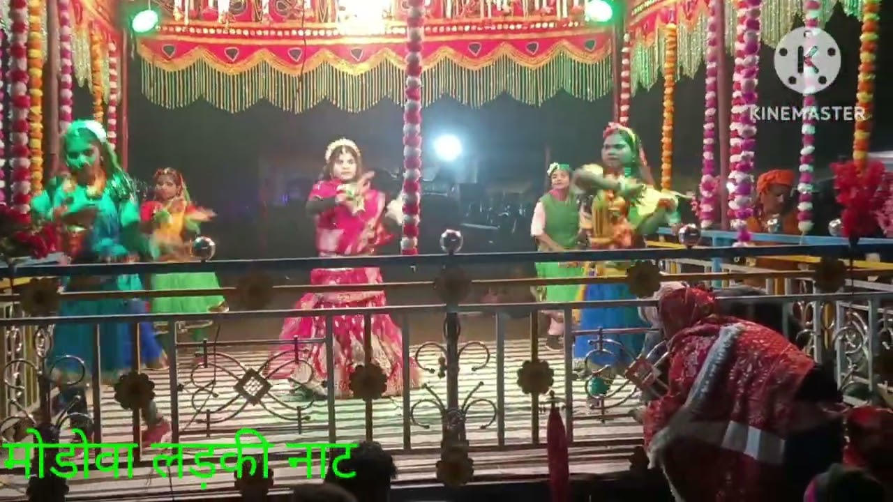 मोडोवा लड़की नाट टाखरागुडा दियारी गडधन मेला नाट 