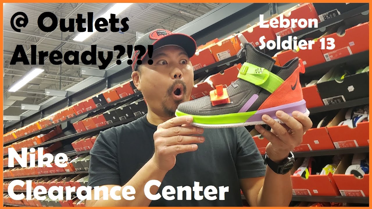 Trying to Find Steals And Deals @ Nike Outlet [Nike Clearance Center]