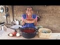 Cocinando Un Sabroso CALDO DE POLLO DE CHILE GUAJILLO CON EPAZOTE | DOÑA LUPITA