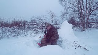 Охота в январе. Иду на лыжах по пухляку. Поиск тетерева на лунках.