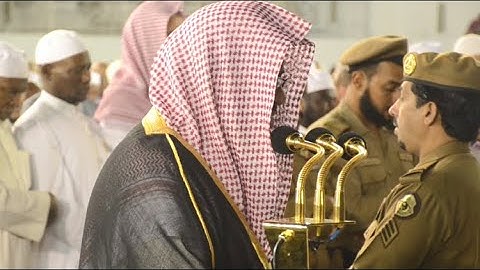 ﴿..يا أيها الذين آمنوا صلوا عليه وسلموا تسليما﴾ تلاوة خاشعة لأوآخر سورة الأحزاب للشيخ سعود الشريم