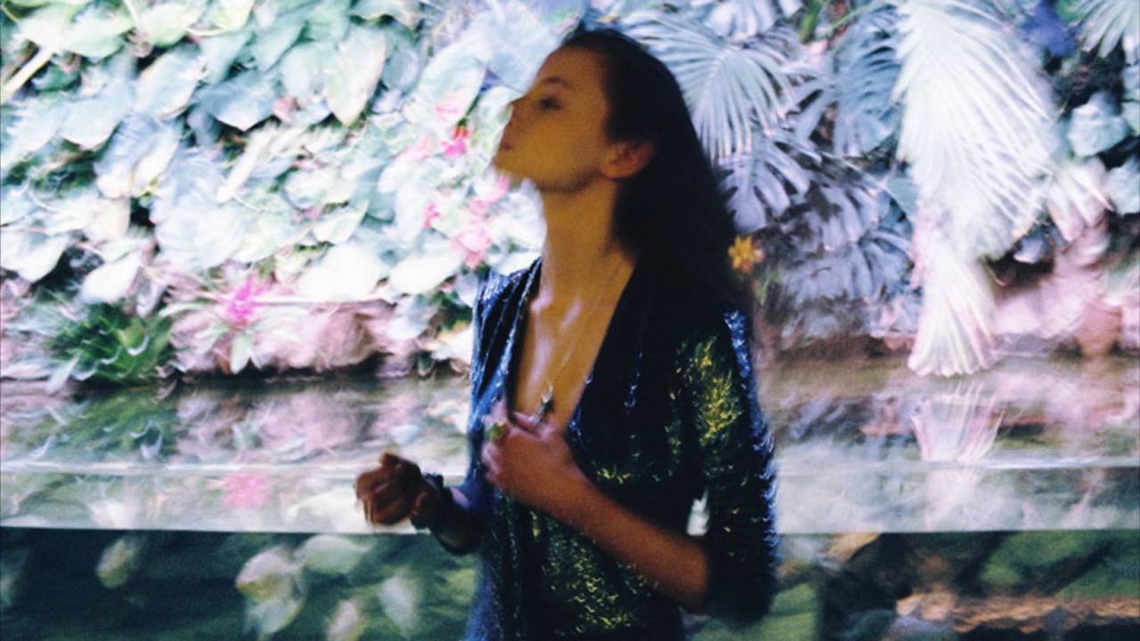 F O X W E D D I N G // I can destroy, all on my own
