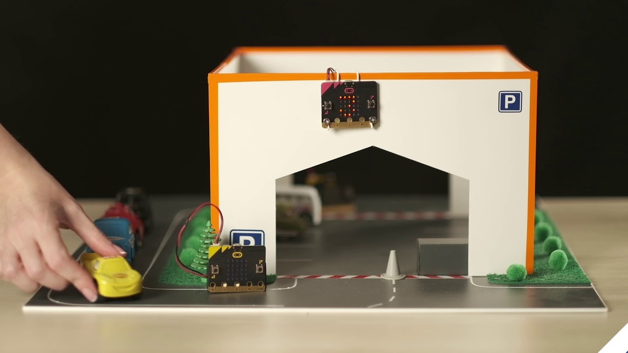 Shkollat e Shekullit 21: Krijoni një garazh inteligjent duke përdorur Mikrobitët