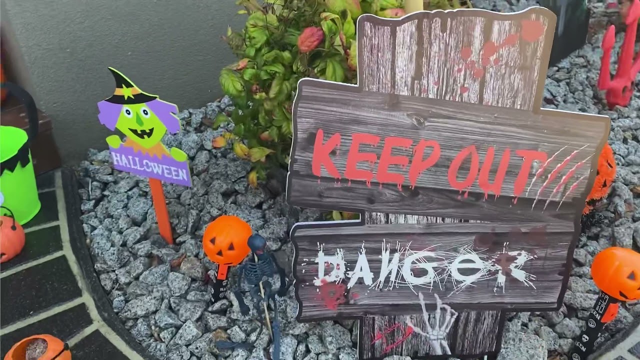Halloween yard display 2021 YouTube