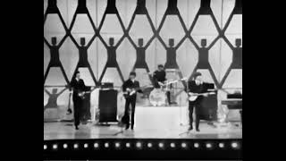 The Beatles - I Feel Fine (Blackpool Night Out - ABC Theatre, 1st August, 1965)
