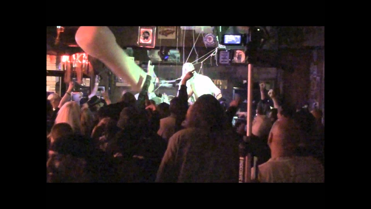 DJ's Last Show   (JELLYNECK)