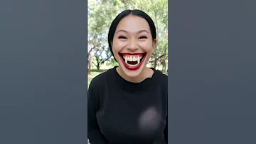She Has Long Teaths 