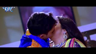 Romantic & Hot lip kiss | Amrapali Dubey & Dinesh lal Yadav Nirahua