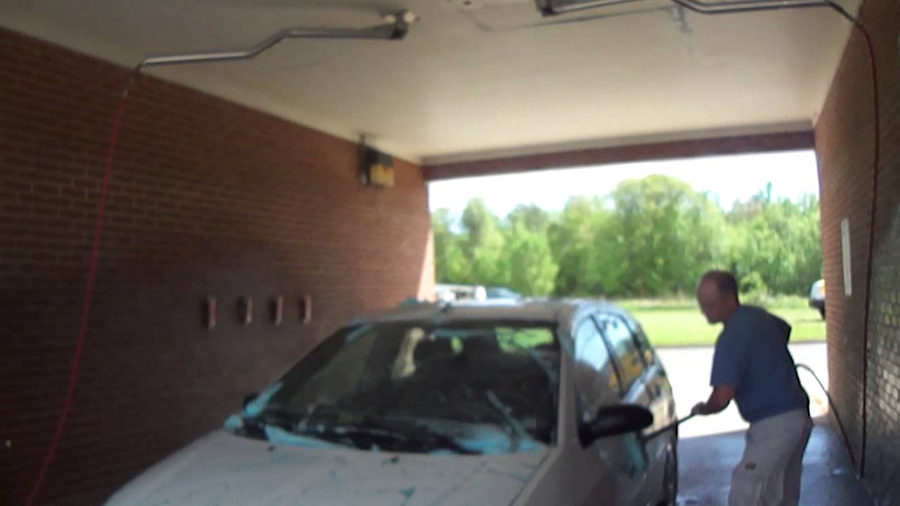 Manual car wash bay at the Cheseldine car wash California, MD (wet