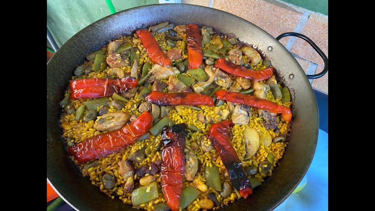 PAELLA DE CARNE CON VERDURAS TIPICA  DEL INTERIOR DE ALICANTE!!