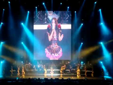 你是我的姐妹+站在高崗上~~~A-Mei 张惠妹 AMeiZING 世界巡回演唱会 2012