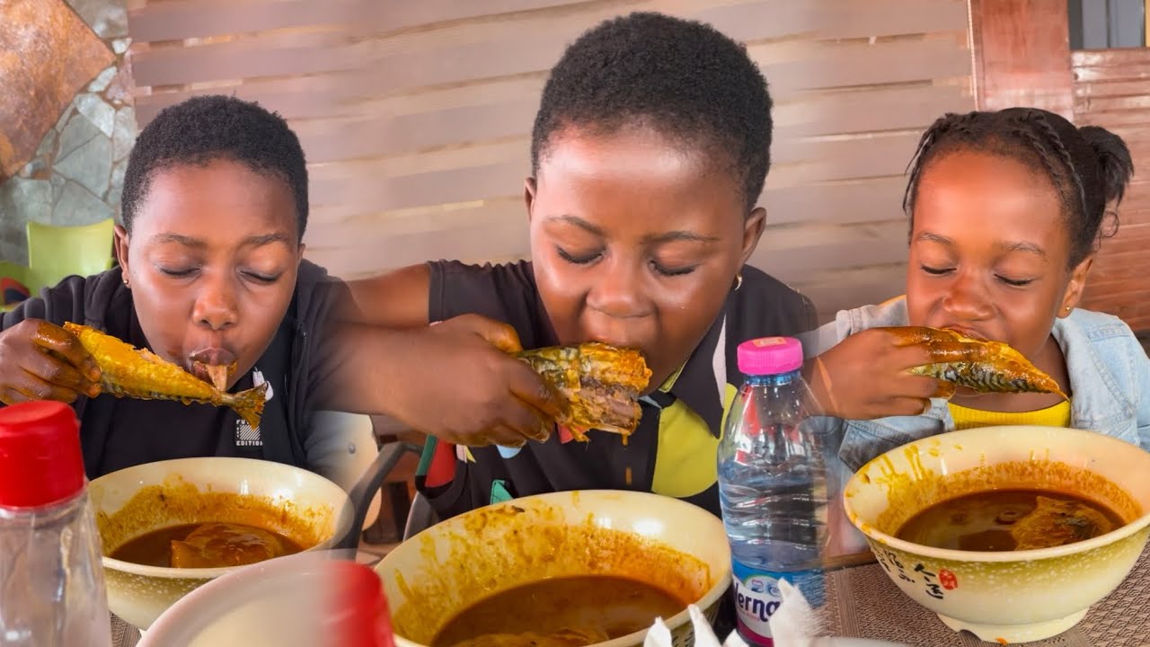 CHOP TIME NO FRIEND😂AKETE MP3NINS3M,ONE TIME PLAYMAN AND ESI KOKOTII🔥FUFUO SPECIAL