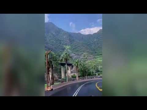 عندما يعجز اللسان عن الحديث وتعجز الجوارح عن التعبير يبقى الصمت هو المعبر الوحيد 