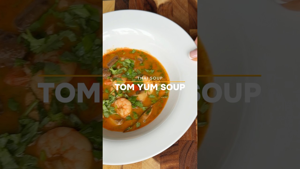 🔥 How to Make Authentic Tom Yum Soup in 10 Minutes! 🌶️ Easy Thai Recipe You’ll LOVE! 🇹🇭🍲#shorts